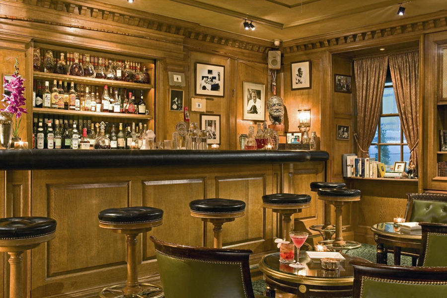 The-Hemingway-Bar-at-the-Ritz2